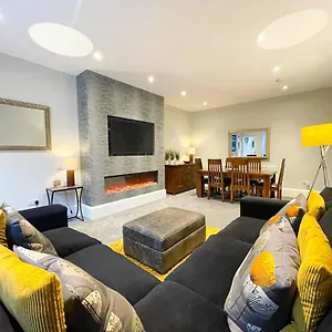  Apartment 2bed, Private Garden & Fireplace, Near Water Of Leith United Kingdom